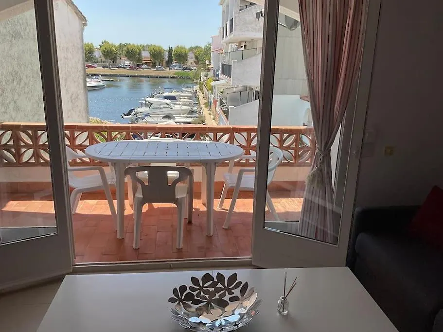 Lindo Apartamento Con Vistas Al Puerto Mistral Empuriabrava Apartmán